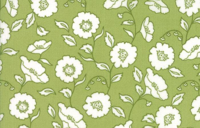 Moda Olive’s Flower Market Wallflowers Green