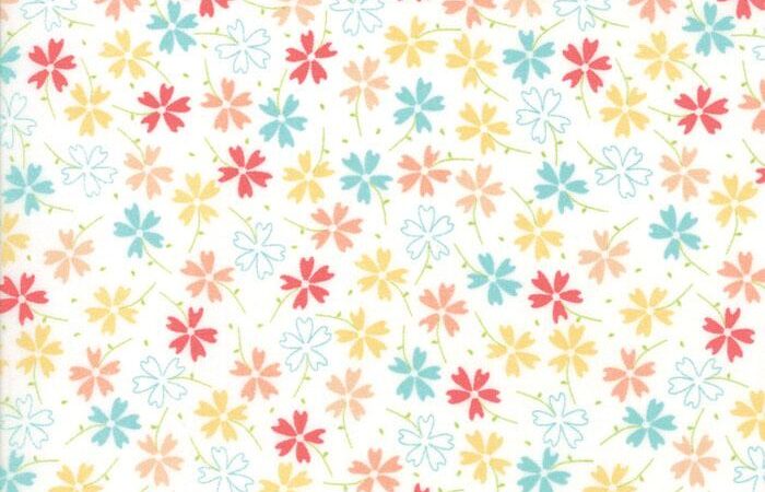 Moda Lulu Lane Multi Pansies