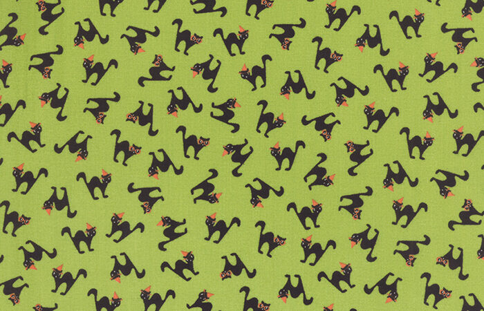 Moda Spooky Delight Black Cats on Green