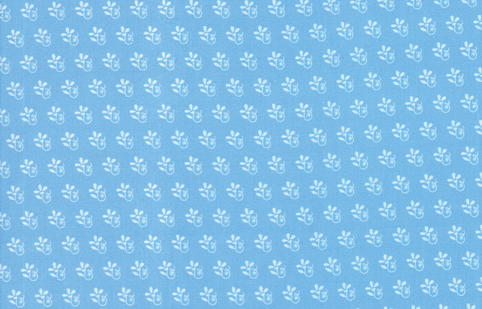 Moda Catalina Floral Motif on Ocean