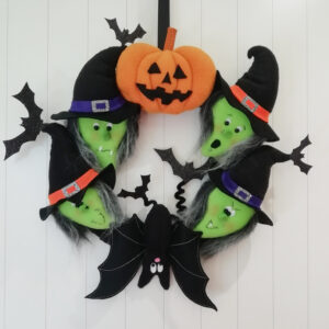 Endless Thread Heads Up Halloween Witch Wreath Pattern