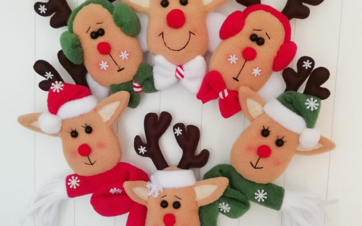 Endless Thread Heads Up Reindeer Wreath Pattern